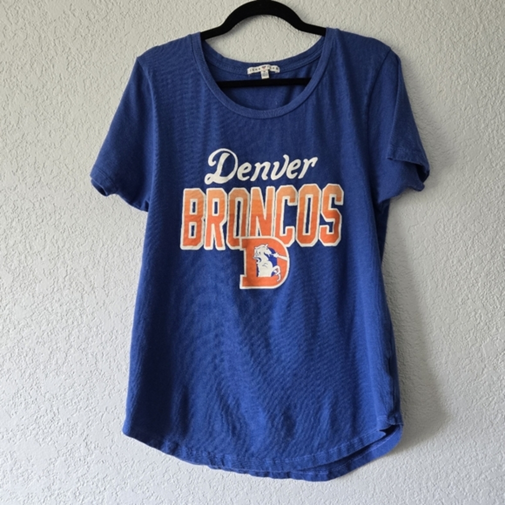 Junk Food M Denver Broncos‎ Graphic Crew Neck Tee Shirt NFL Apparel Cotton